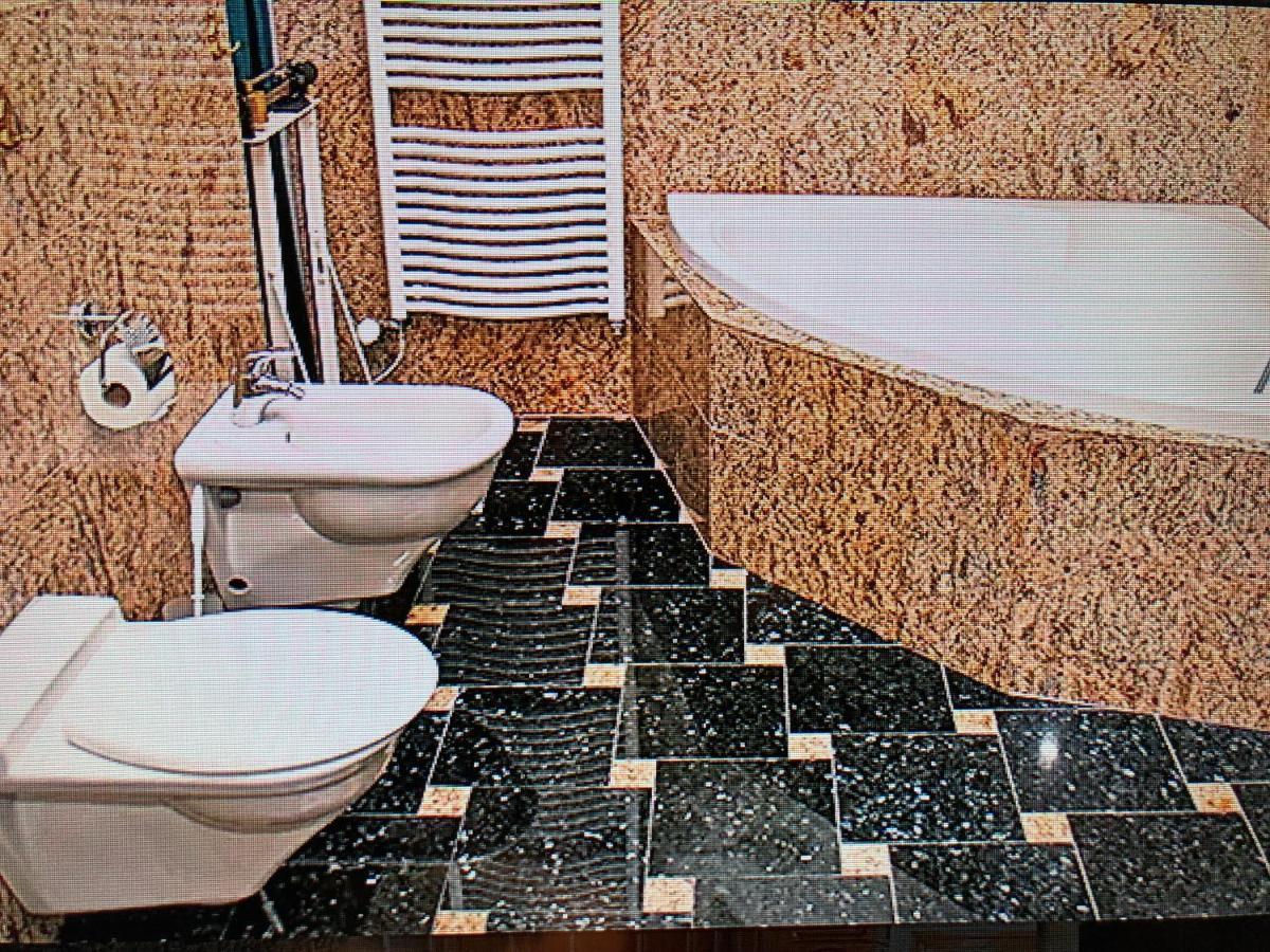Kalmar Panzio Bed & Breakfast Budapest Eksteriør bilde